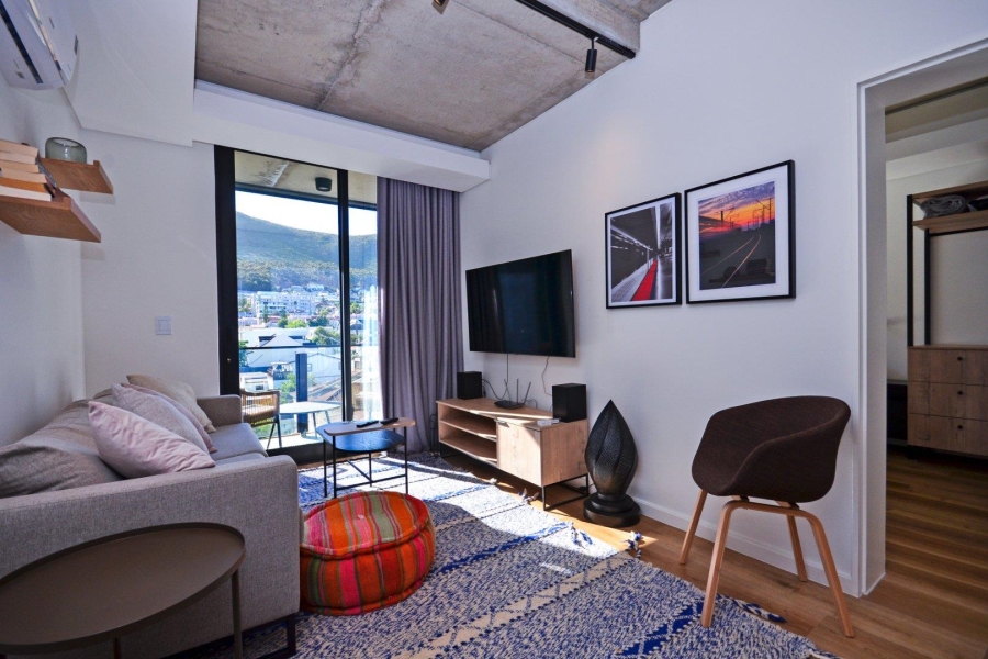 To Let 2 Bedroom Property for Rent in Sea Point Western Cape